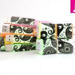 Iphone 4/4s Charger - 3-in-1 Paisley Glow In The..