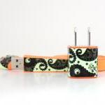 Iphone 4/4s Charger - 3-in-1 Paisley Glow In The..